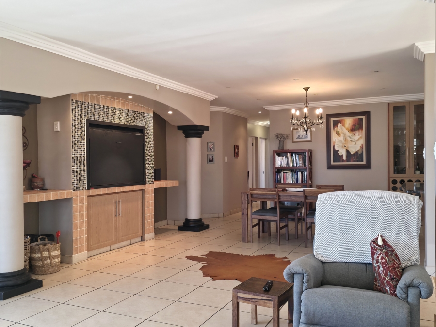 3 Bedroom Property for Sale in Wavecrest Eastern Cape